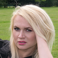 Isobel 225