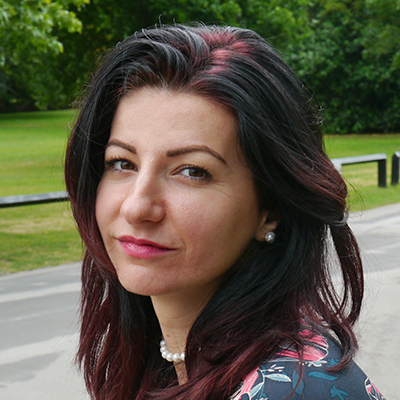 Julia 400